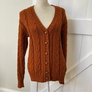 Vintage 70s cable knit sweater 100% wool Sakowitz Academia leather buttons M
